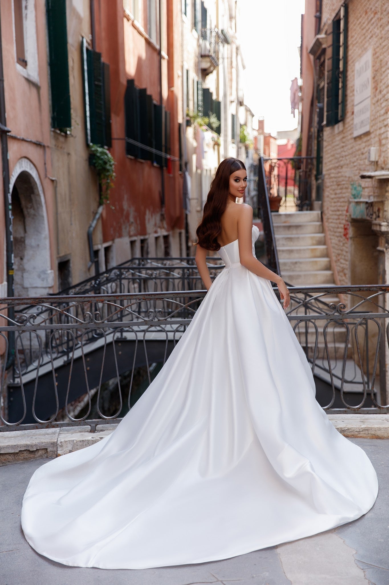 Nelly Wedding Dress