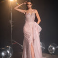 The Queen Bella - Light Pink